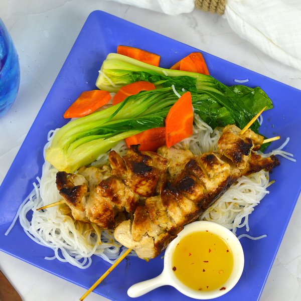 Lemon-lemongrass chicken thigh skewers with chilli sauce