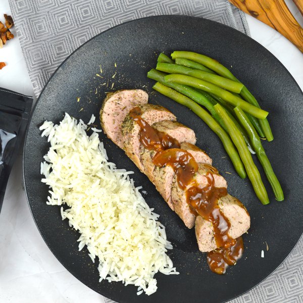 Pork tenderloin with mango sauce