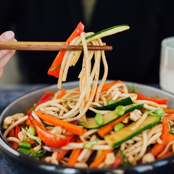 Udon noodles, cashew nuts and vegetable stir-fry