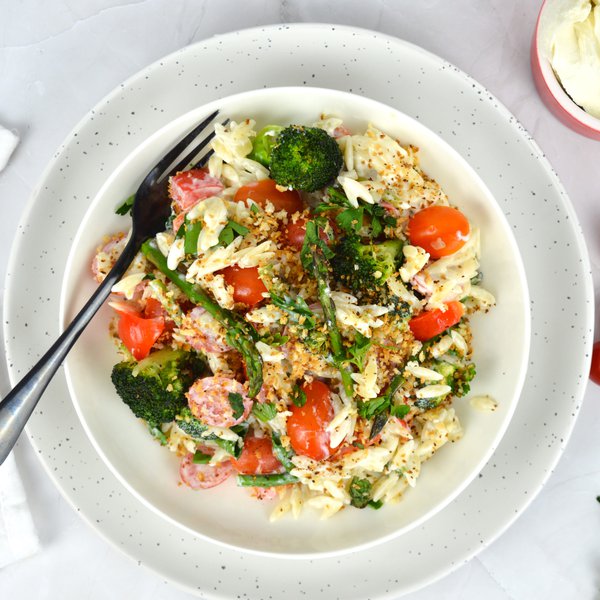 Orzo primavera with crunchy panko-parsley