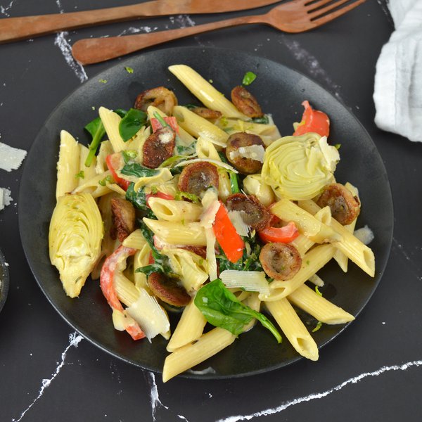 Penne sauce onctueuse et croustillant de chorizo séché