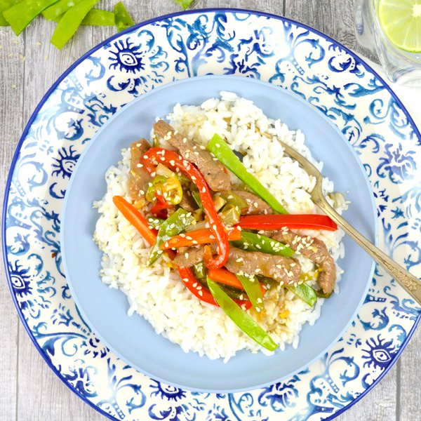 Sauté de filet de porc, légumes et sésame