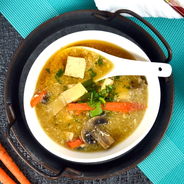 Soupe repas aigre-douce asiatique